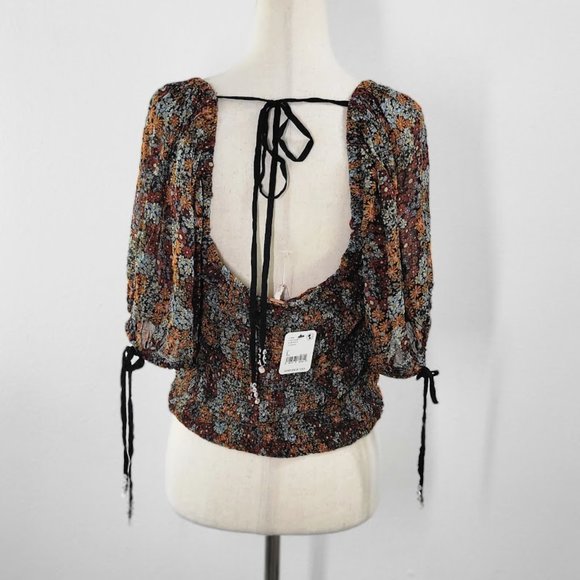 FREE PEOPLE Smocked Puff Sleeve Crop Top Sz L NEW - Picture 6 of 11